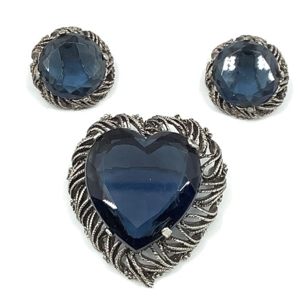 Vintage BSK Black Glass Heart Shaped Brooch with Pin & Clip On Earrings